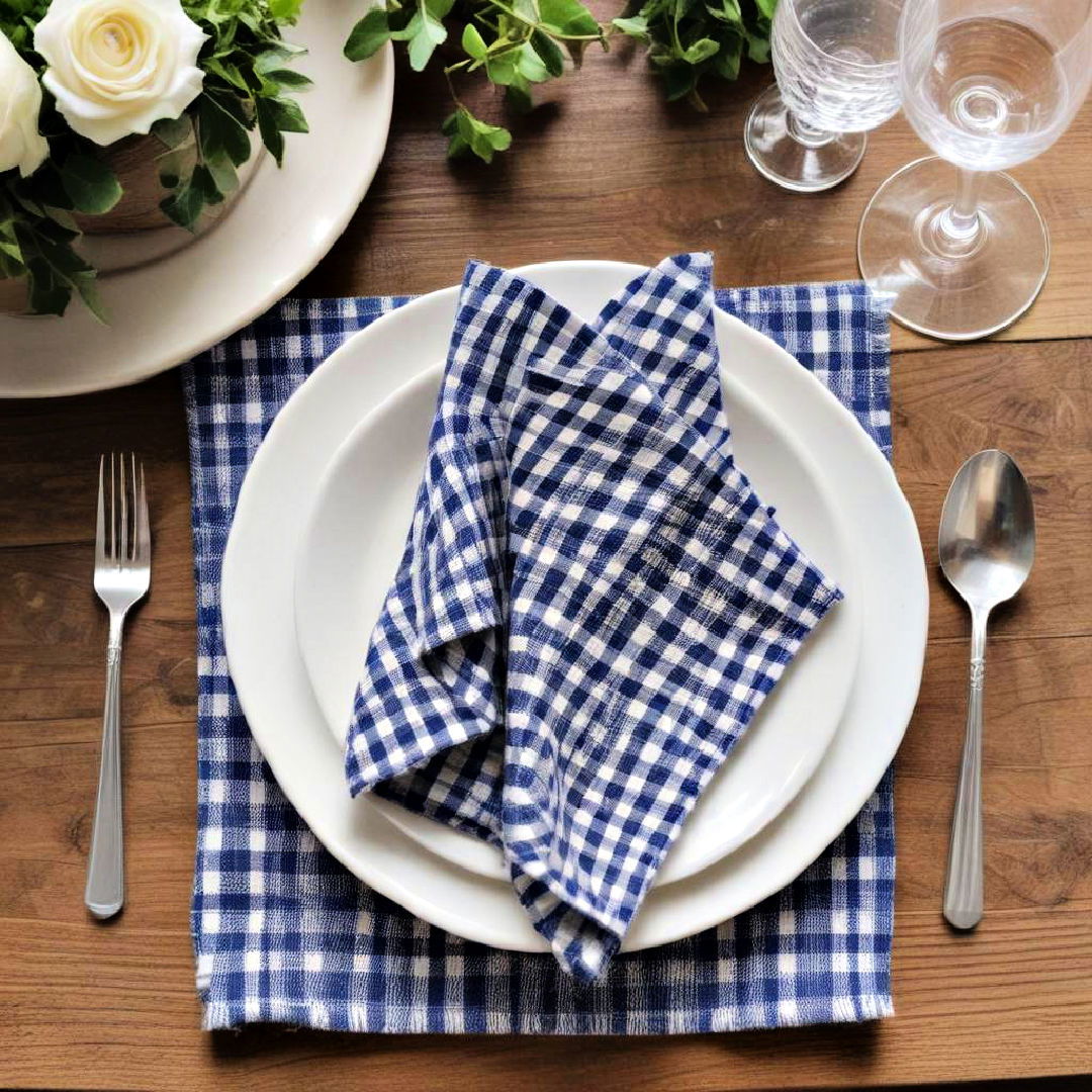 checkered napkins