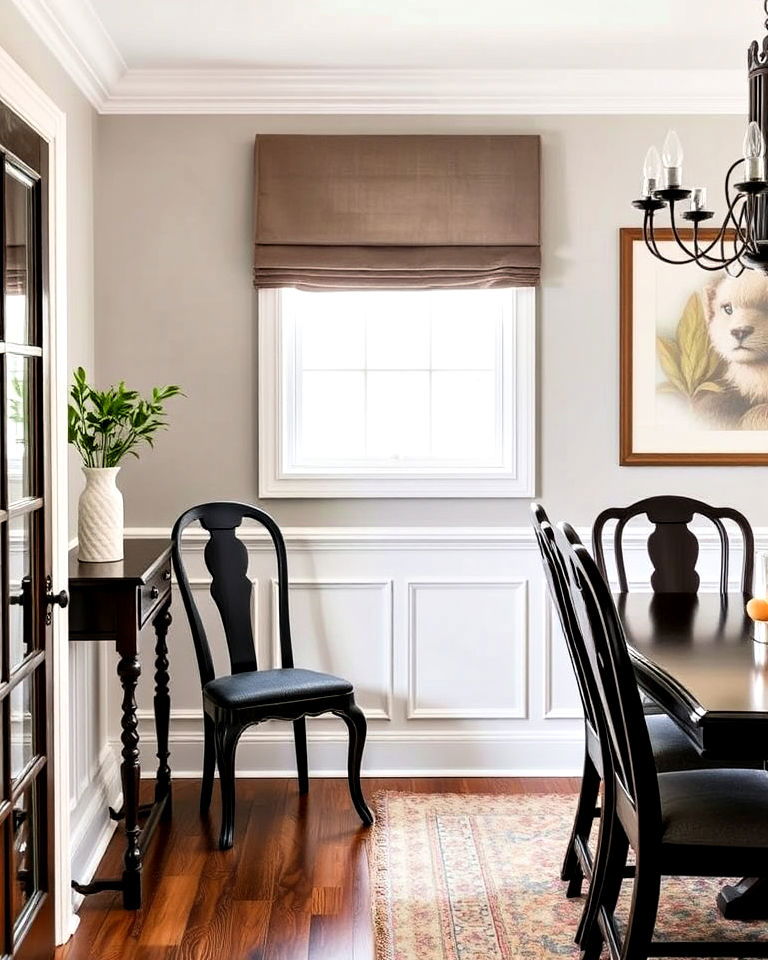 classic and high end chair rail with wainscoting