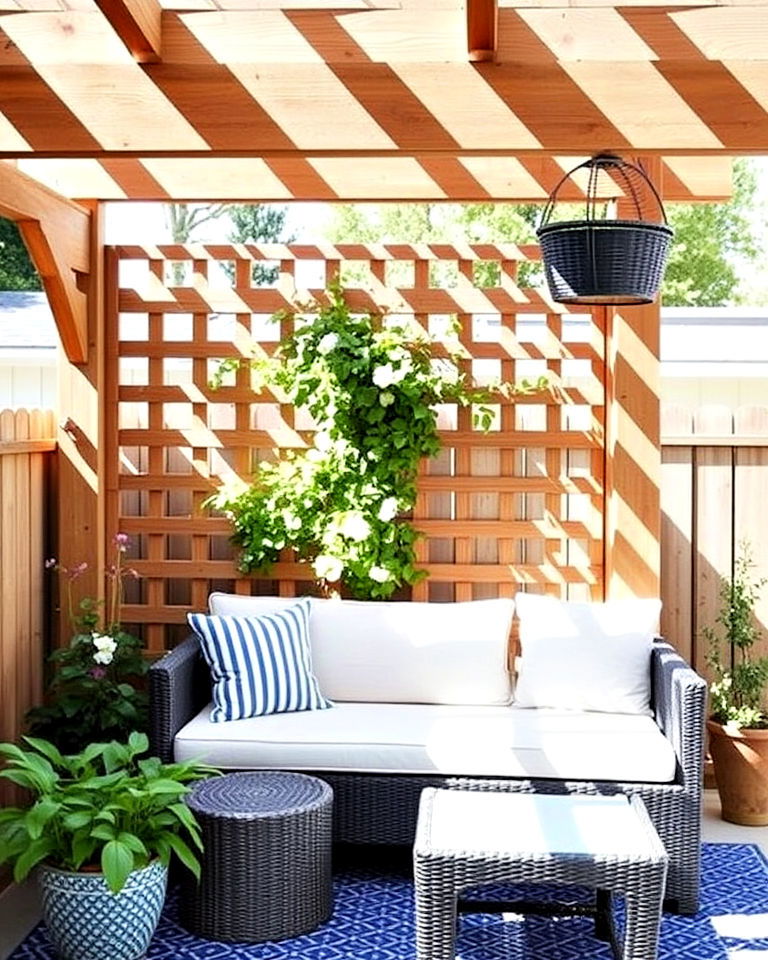 wooden lattice