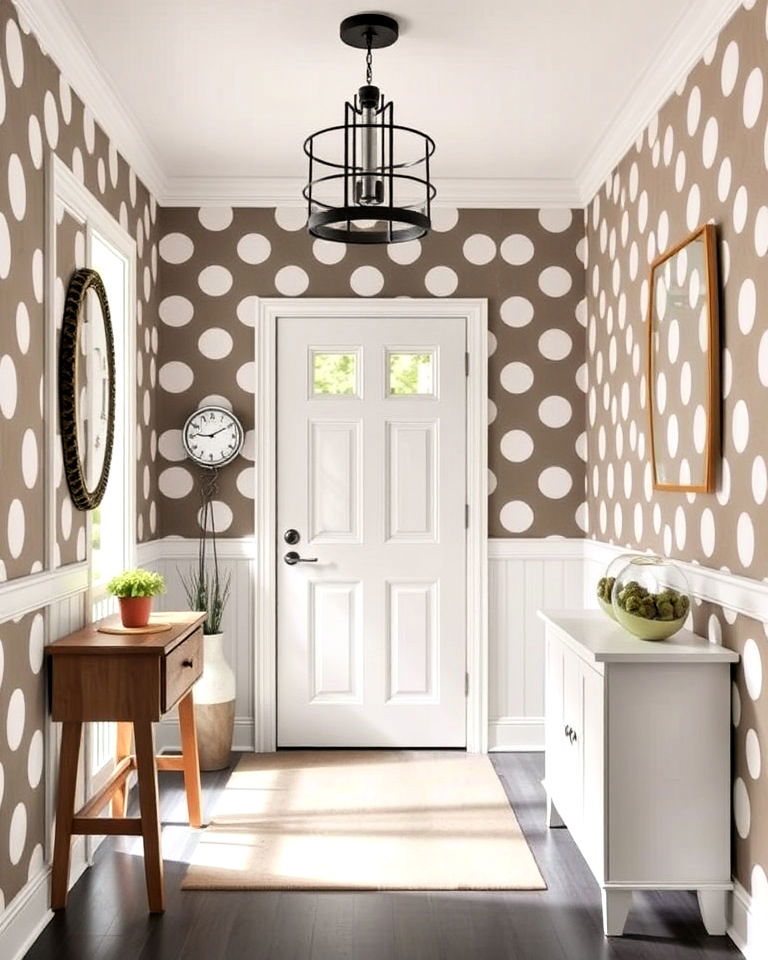 cheerful design polka dot wallpaper - 30 Entryway Wallpaper Ideas