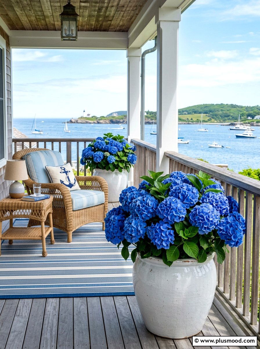 Blue Hydrangea Pots - 25 summer front porch flower ideas