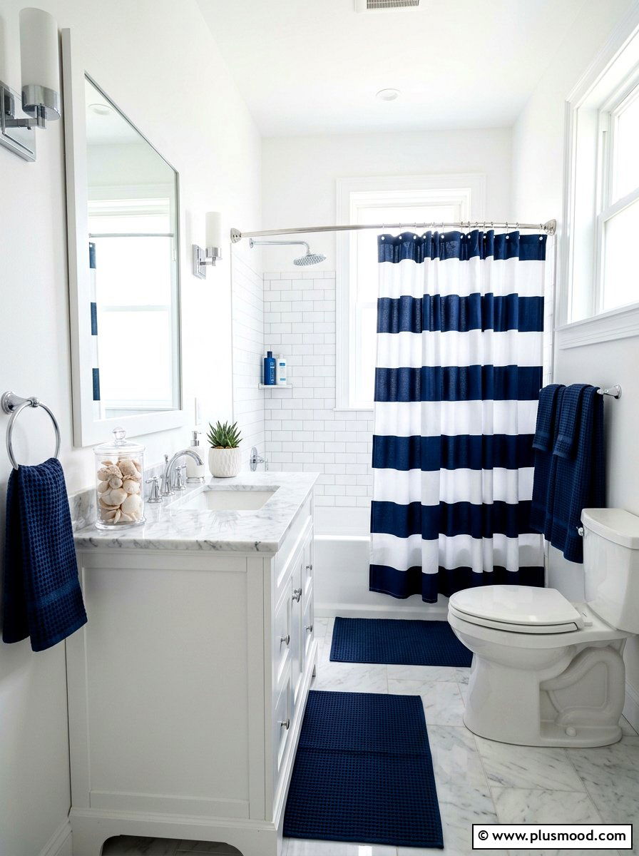 Blue White Bathroom - 25 early summer decor ideas
