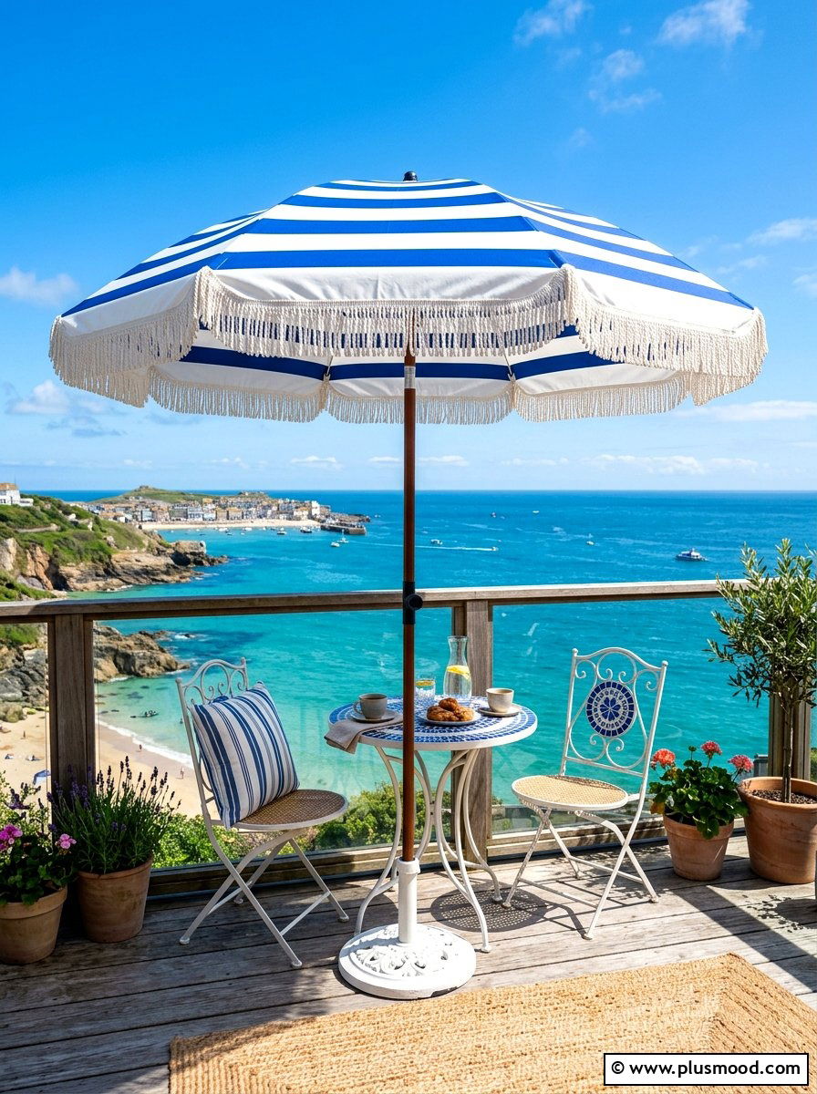 Coastal Umbrella Shade - 25 summer coastal patio ideas