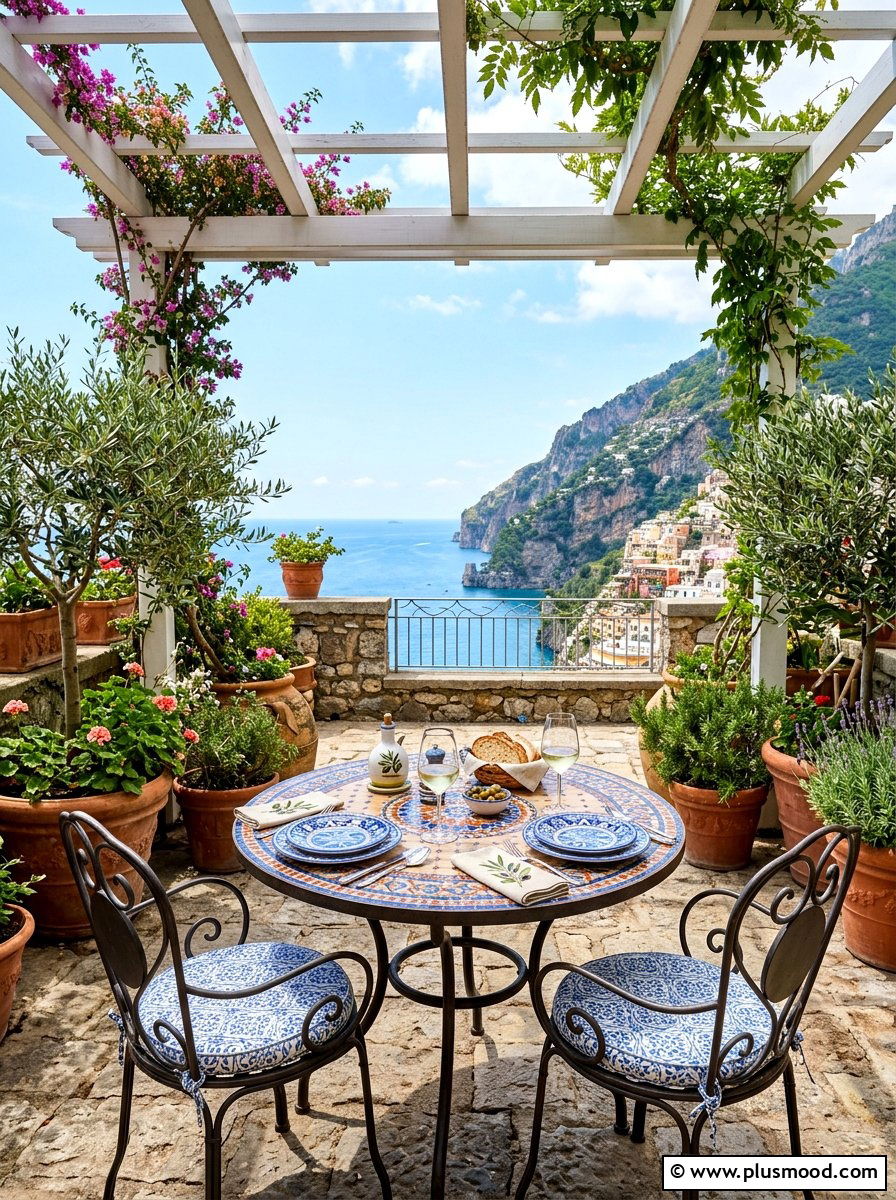 Mediterranean terrace dining - 25 summer patio dining ideas