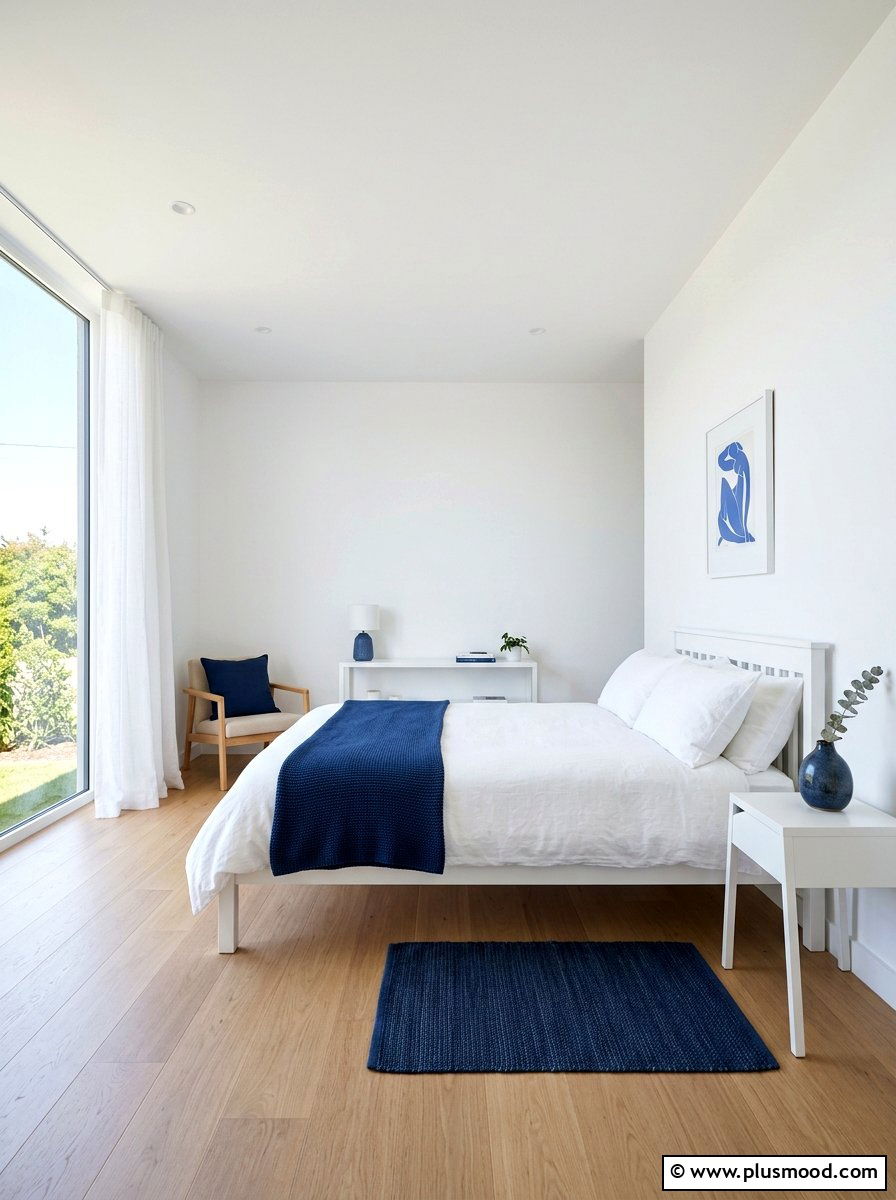 Minimalist blue bedroom - 25 summer white and blue bedroom ideas