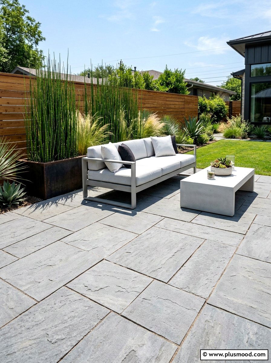 Modern Flagstone Layout - 25 small backyard ideas with flagstone