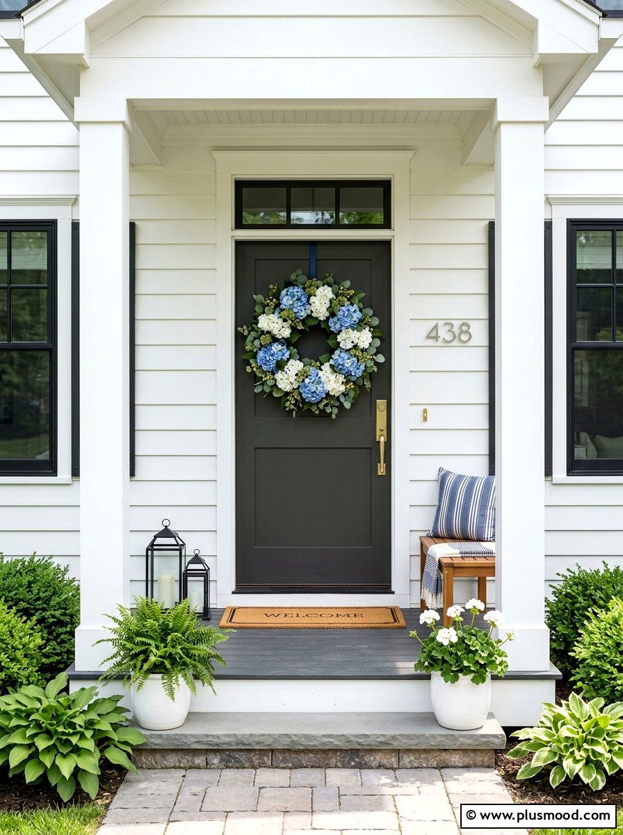 Seasonal Front Porch Wreath - 25 summer front porch entryway ideas
