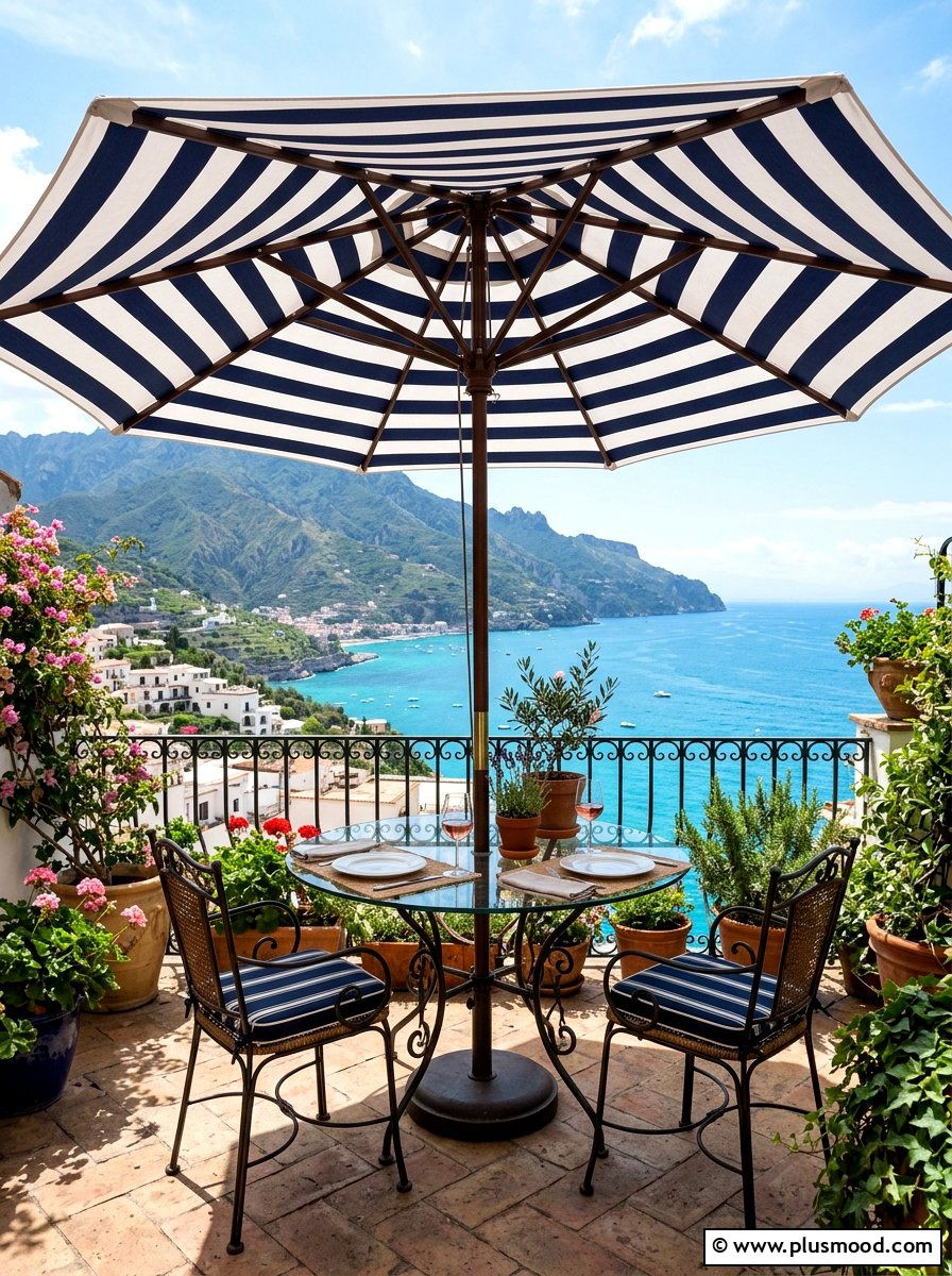 Striped outdoor umbrella - 25 late summer balcony ideas