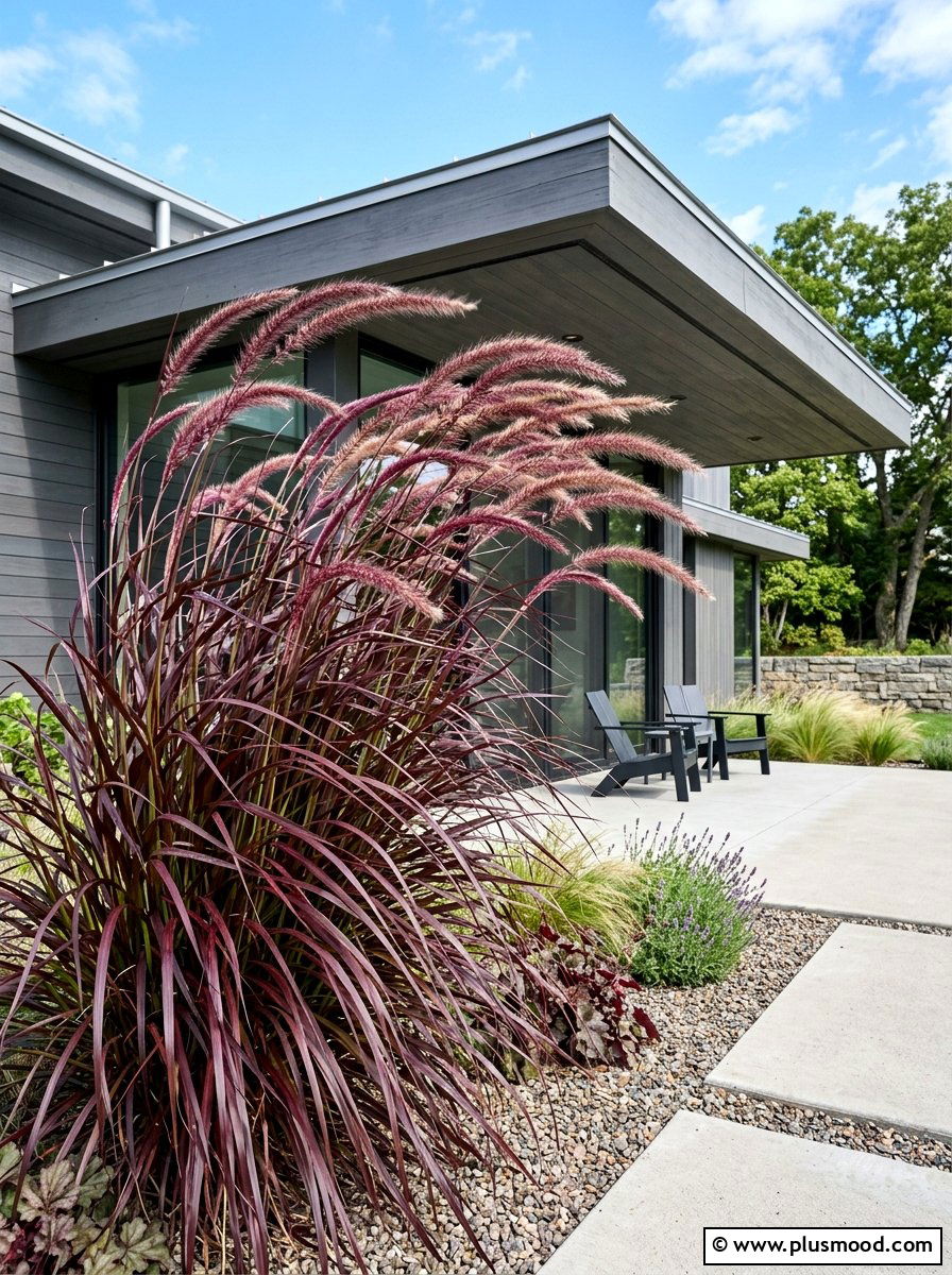 Tall purple fountain grass - 25 summer front porch planter ideas